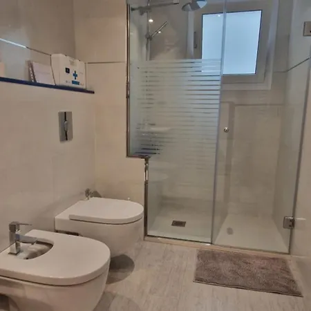 Espectacular Piso 1ª Linea De Playa * Gijon